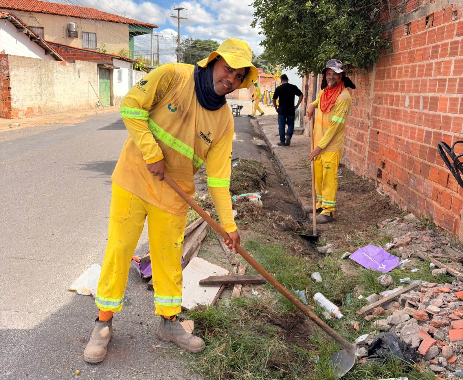 Prefeitura inicia mutirão de limpeza aos sábados para eliminar focos do Aedes Aegypti