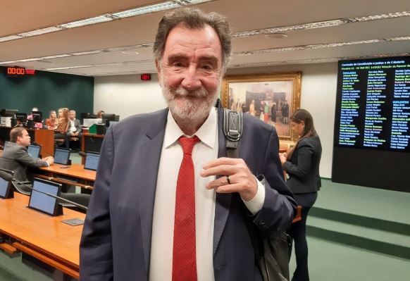 PT nacional confirma Patrus Ananias como candidato ao governo de Minas