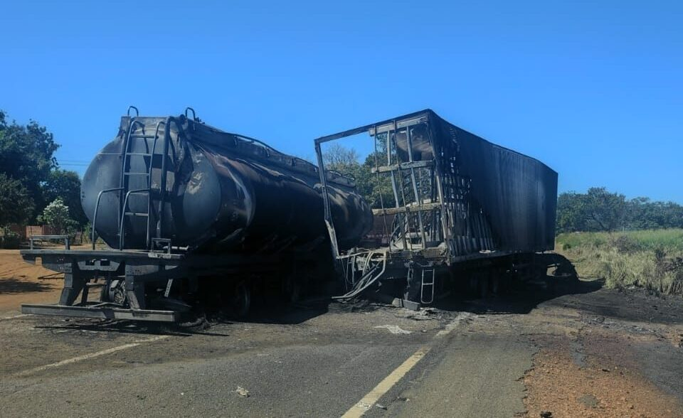Semarh descarta danos ambientais significativos após explosão de veículos com carga perigosa na BR-316