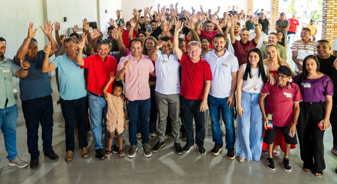 Vinícius Dias e Merlong Solano recebem apoio do prefeito de José de Freitas