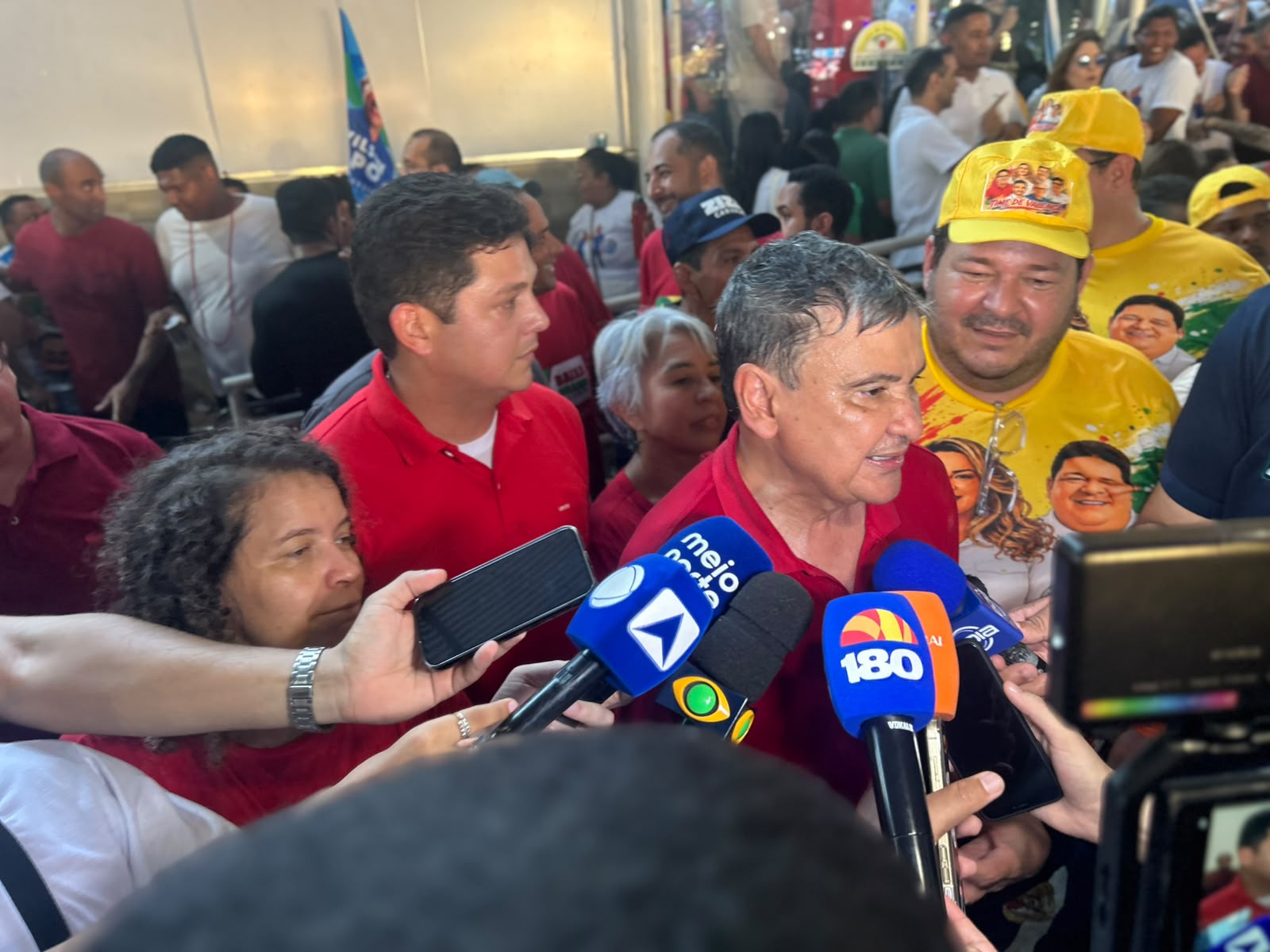 Wellington Dias exalta pré-candidatura de Rafael Fonteles em convenção