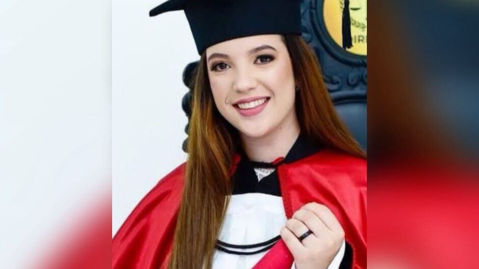 Advogada de 25 anos morre e causa comoção