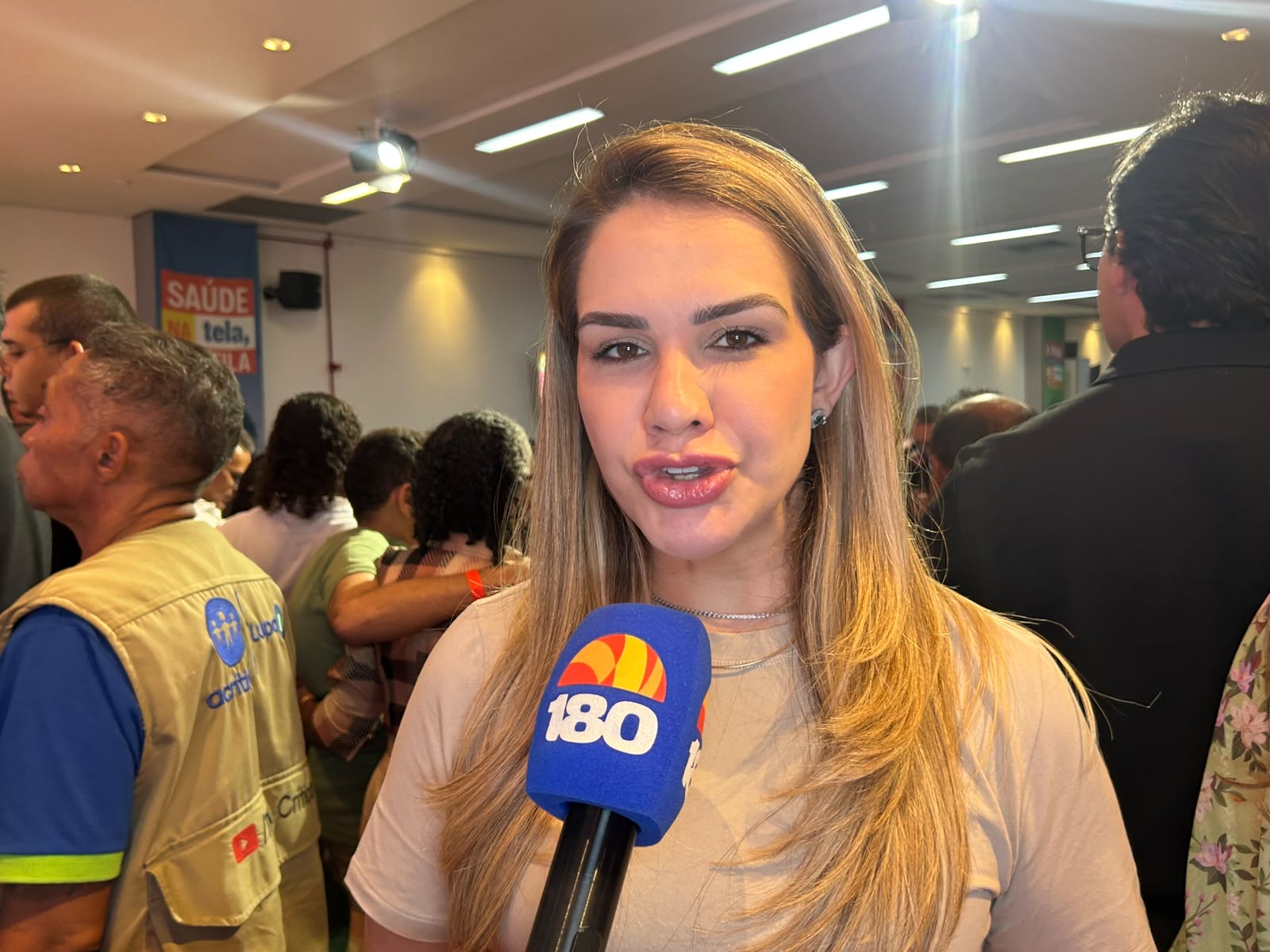 Anyanra Santos destaca inclusão de pessoas com deficiência como prioridade durante plenária
