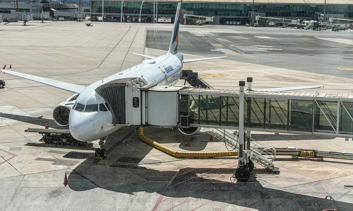 Avião