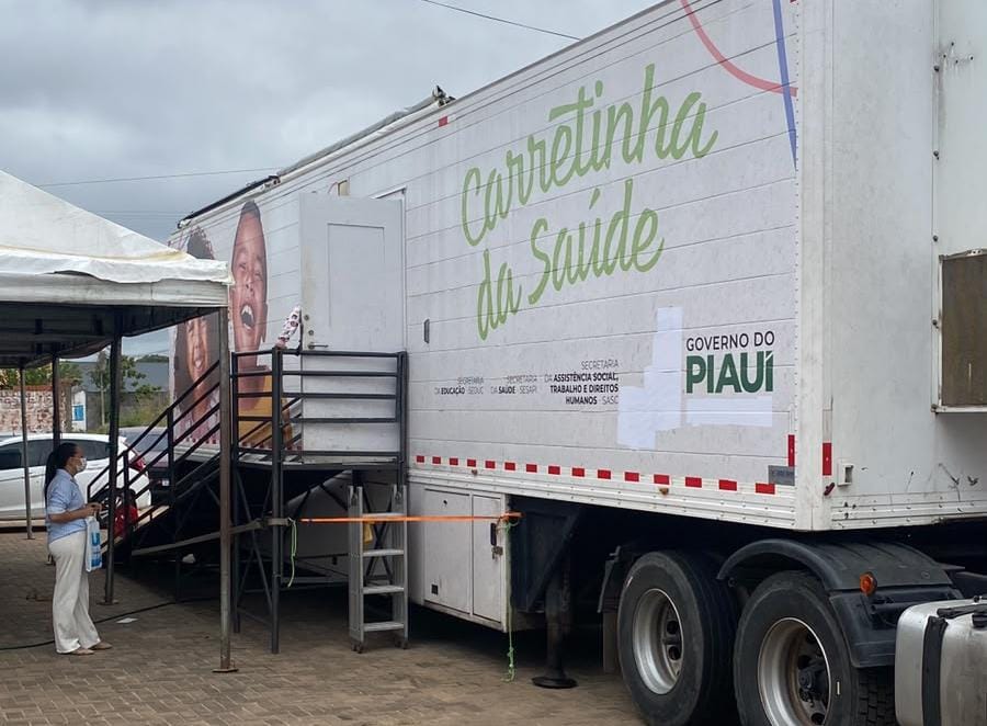 Carretinha da Saúde inicia atendimentos para crianças em fila de espera em Teresina
