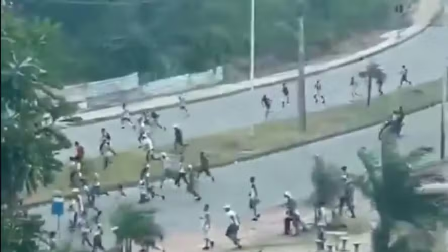 Confronto entre torcidas antes de Bahia e Vitória deixa um morto e seis presos