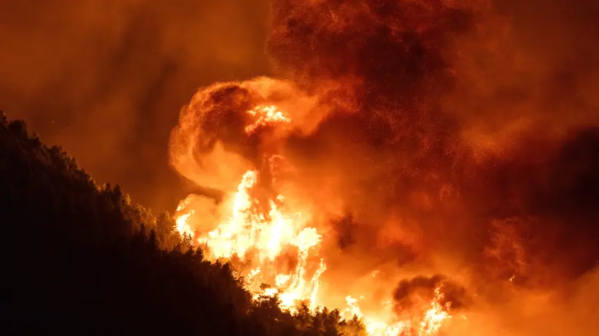 Croácia. Pelo menos um morto e 40 feridos em incêndio na costa do país