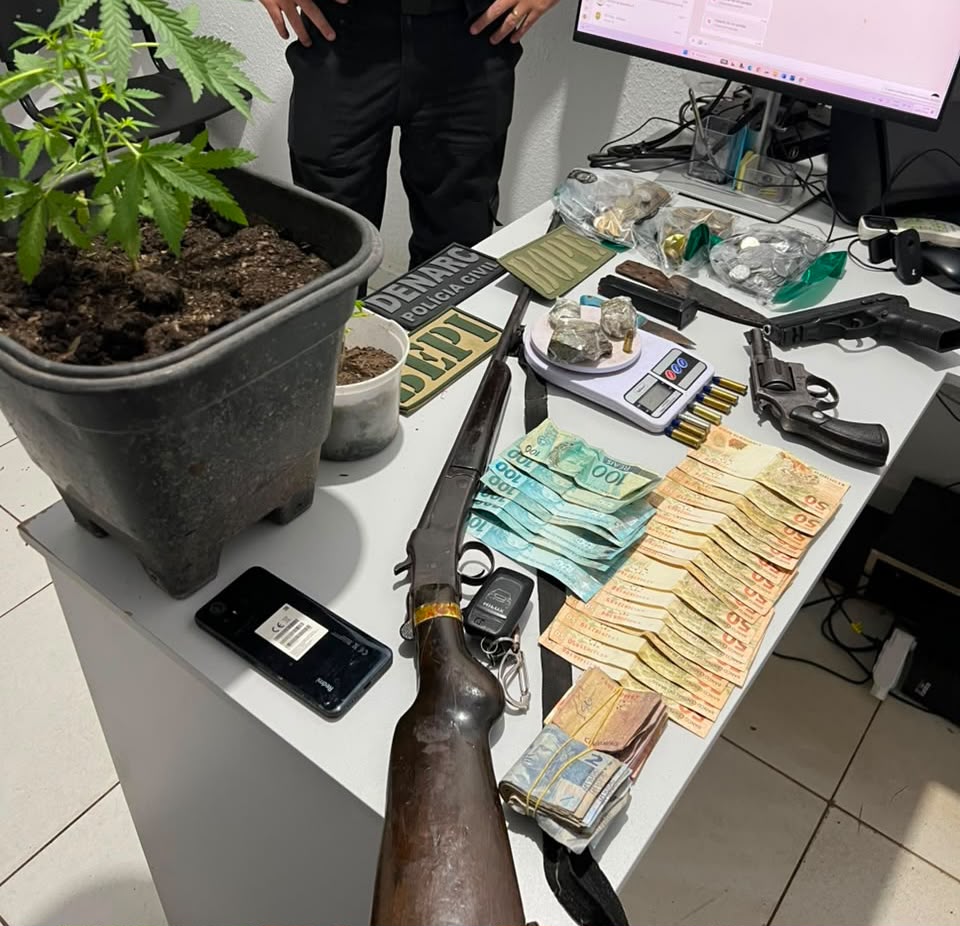 DENARC realiza operação contra tráfico de drogas e prende quatro pessoas no Sul do Piauí