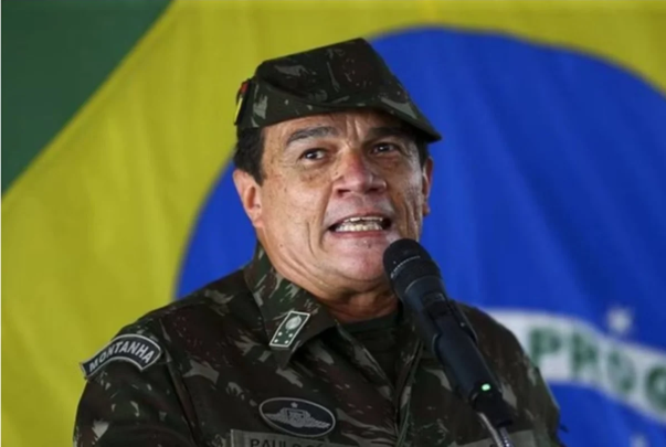Ex-ministro