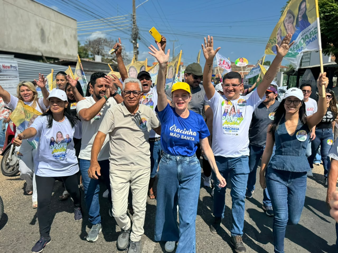 Gracinha inicia campanha com caminhada em Parnaíba e defende voz da região na Alepi