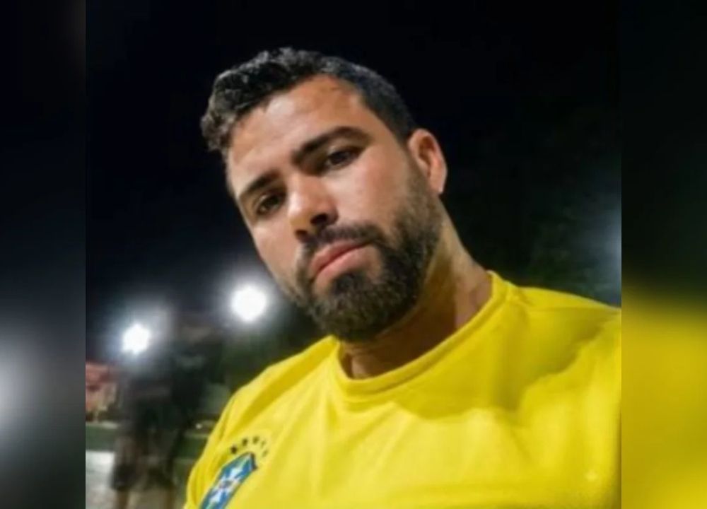 Homem é achado morto em porta-malas de carro após sair para encontrar amigo