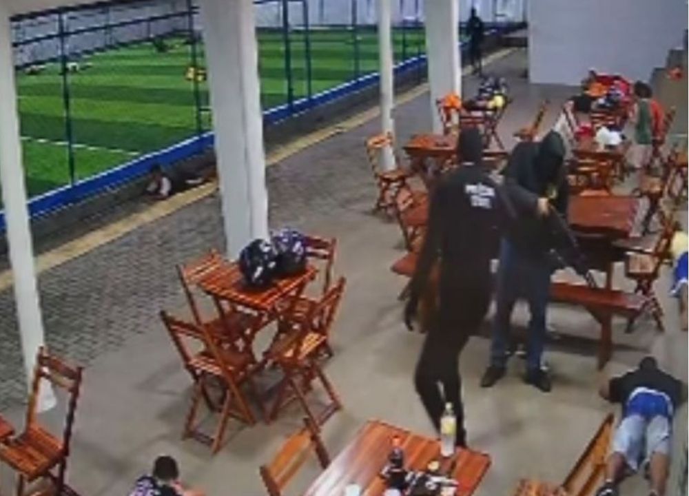 Homem é executado por criminosos vestidos com camisas da Polícia em Vitória de Santo Antão