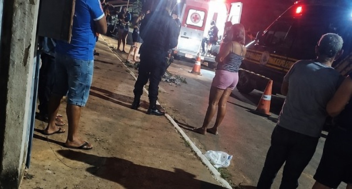 Homem mata ex e amiga a facadas e pauladas durante festa em Poconé