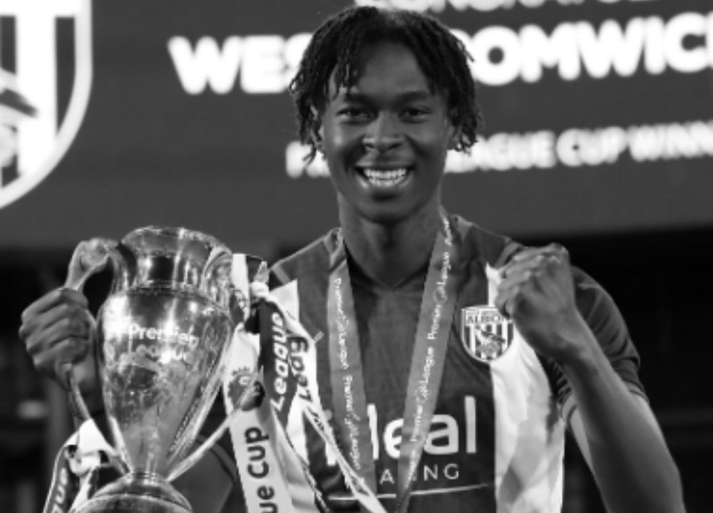 Jogador passa mal e morre durante partida de futebol em Portugal