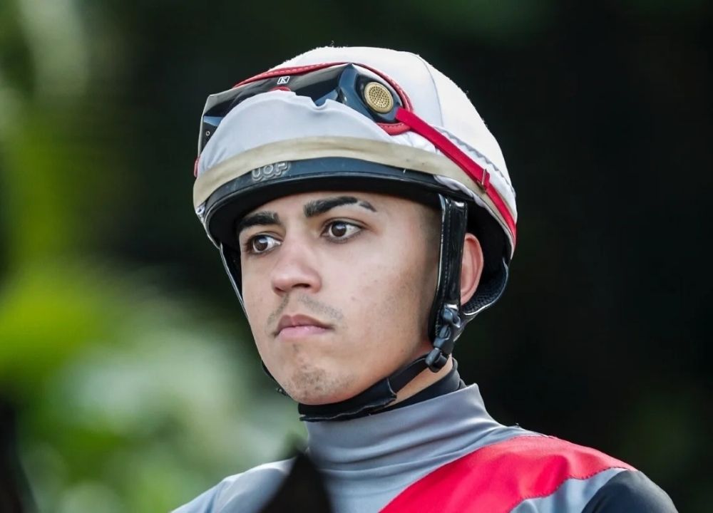 Jóquei Leandro Henrique 27 anos morre após queda de cavalo