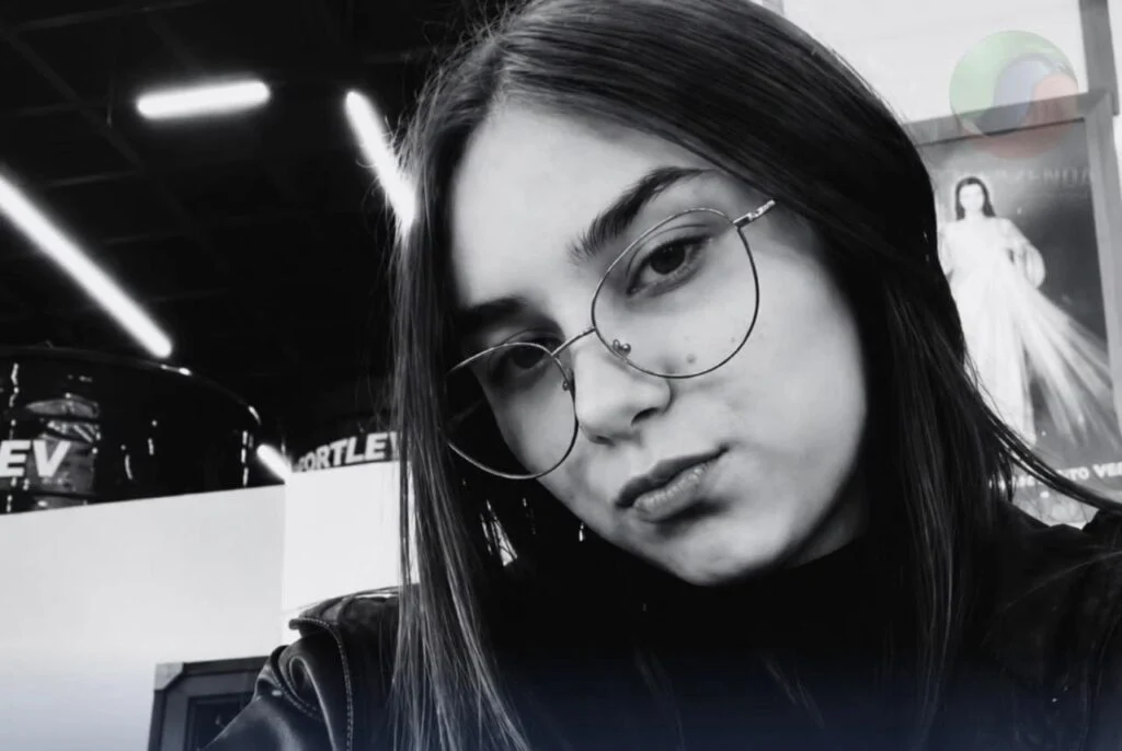 Jovem de 21 anos morre sete dias após ser atropelada por motorista sem CNH