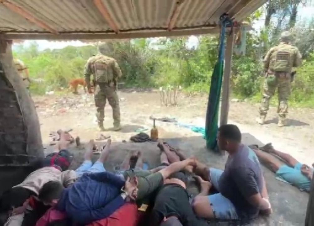 Líder de organização criminosa é preso durante operação que apreende drogas e arma em Barras