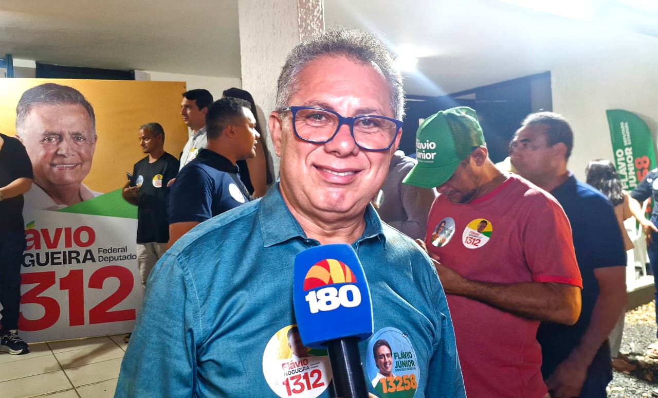 O prefeito de Nazária, Tropi