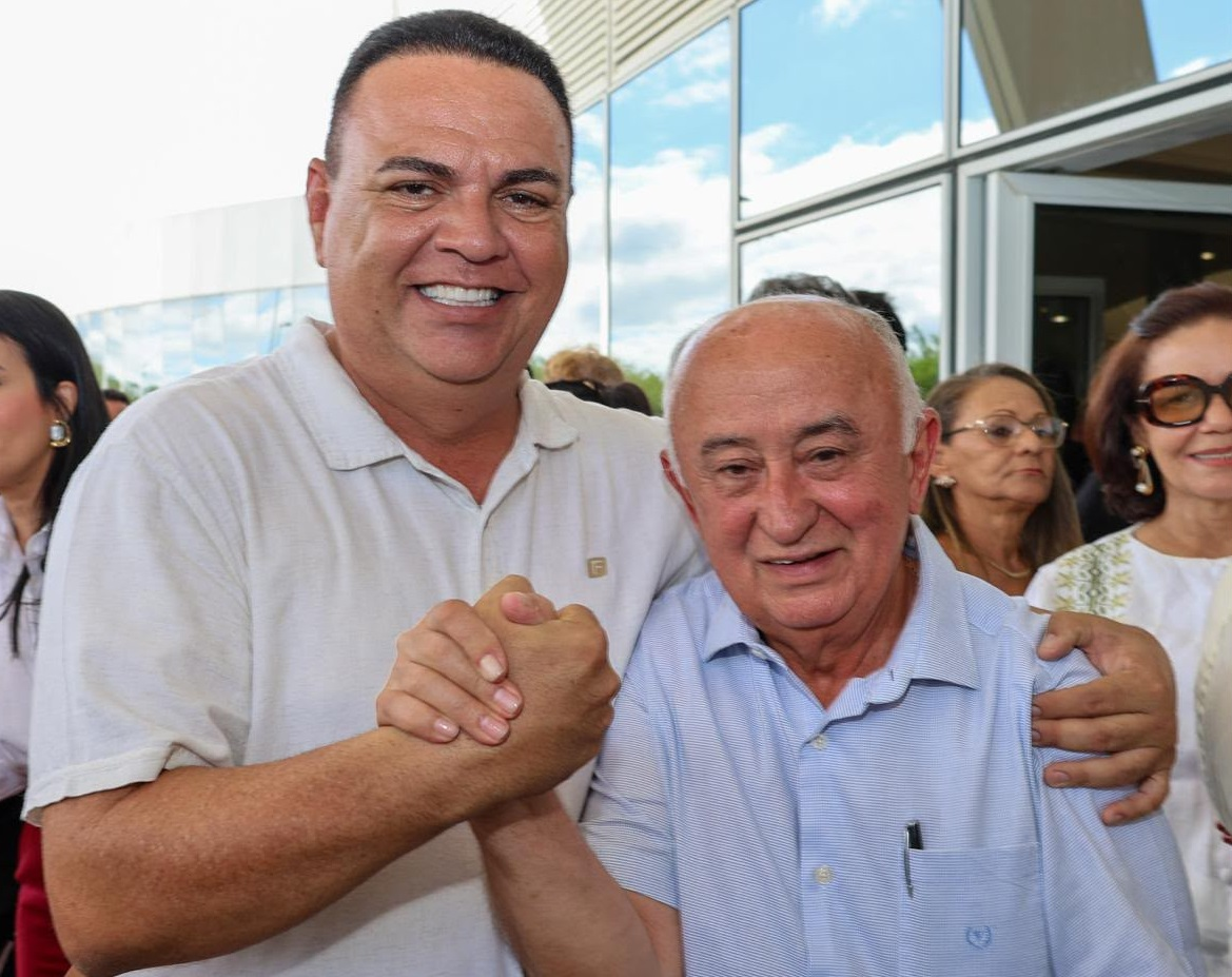 prefeito Rogério Castro e Júlio César