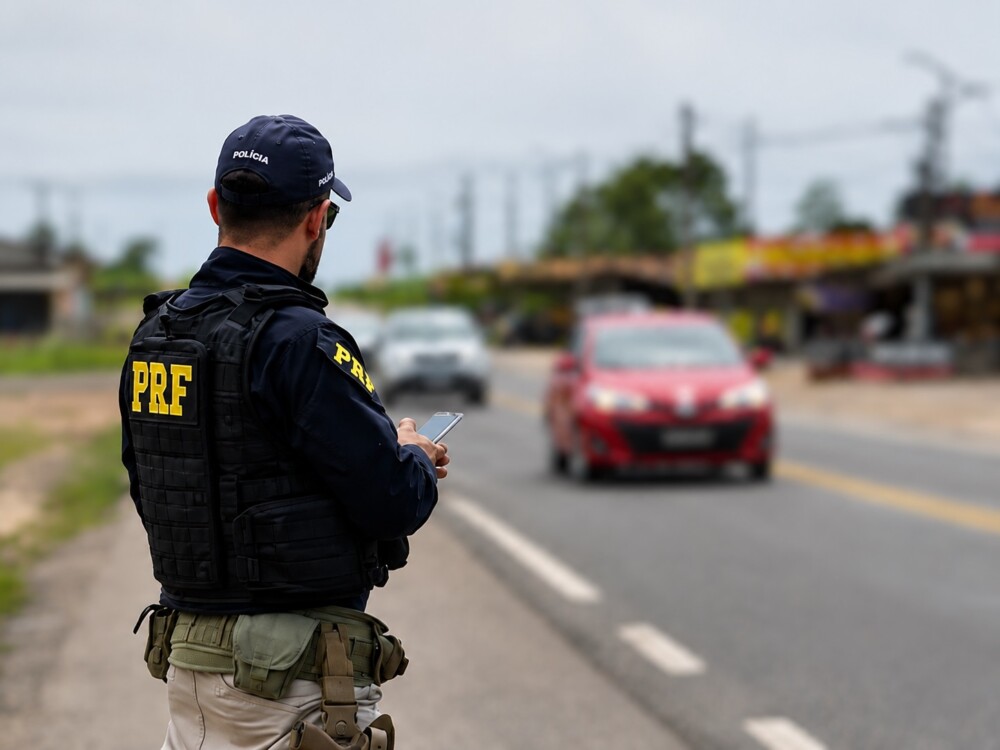 PRF registra 86 acidentes, 8 mortes e mais de 2,7 mil infrações durante a Operação Férias no Piauí