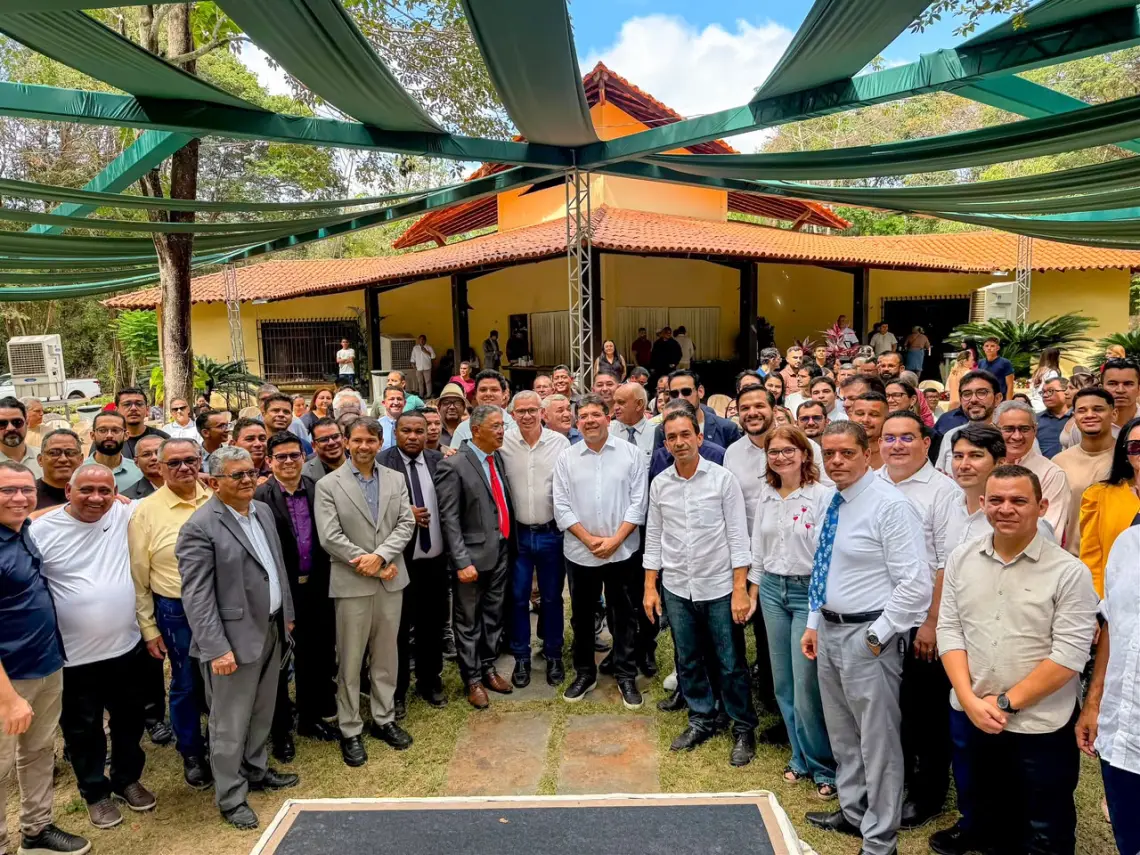 Rafael Fonteles reforça diálogo com lideranças evangélicas em Teresina