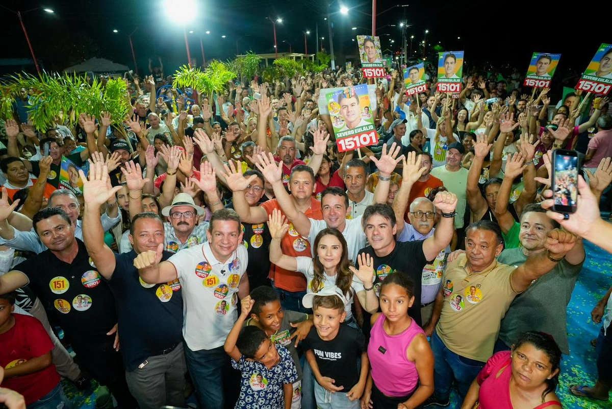 Severo Eulálio reúne apoiadores em adesivaço durante agenda em Sussuapara
