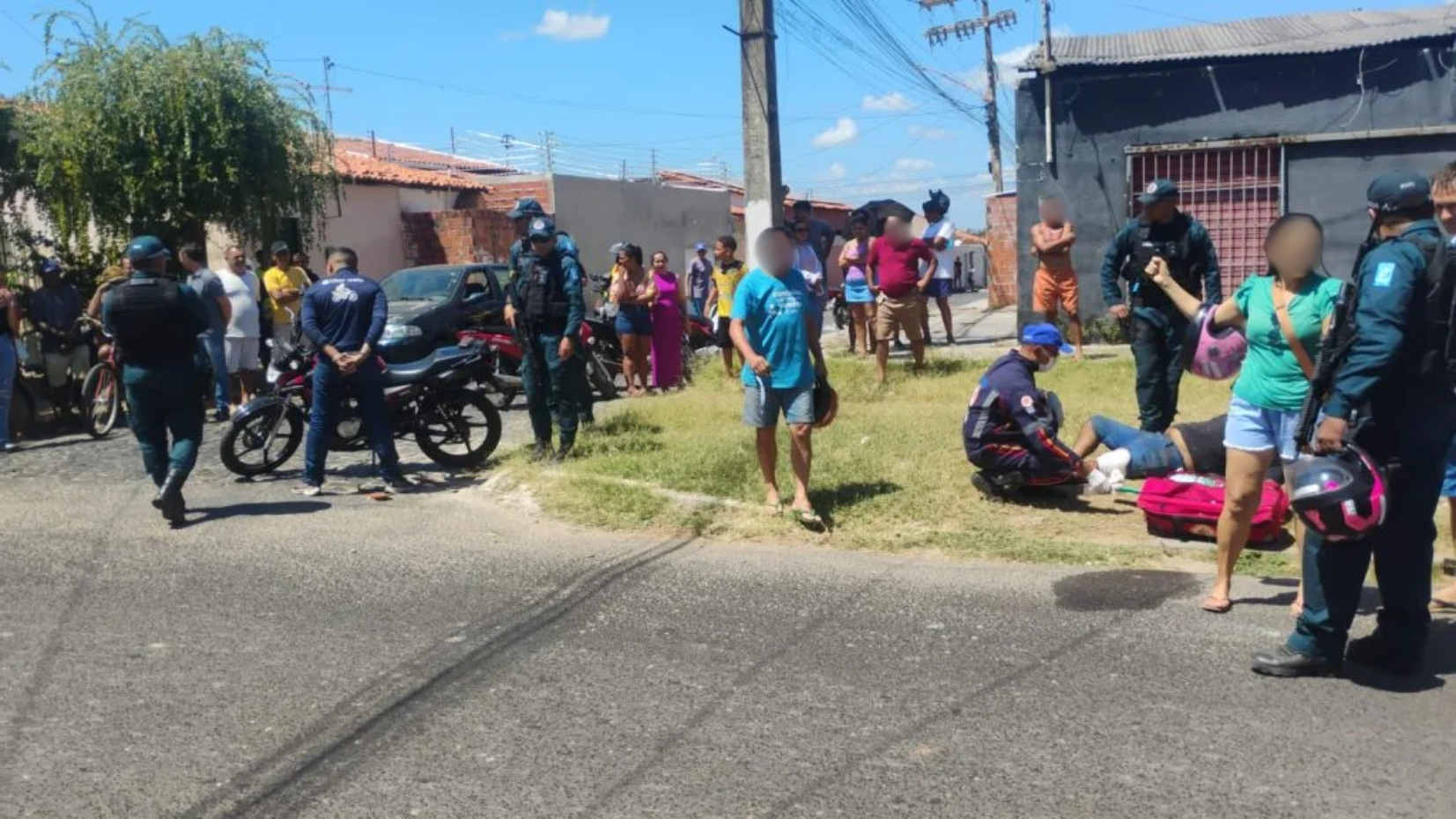 Tentativa de assalto resulta em suspeito baleado e policial com ombro deslocado