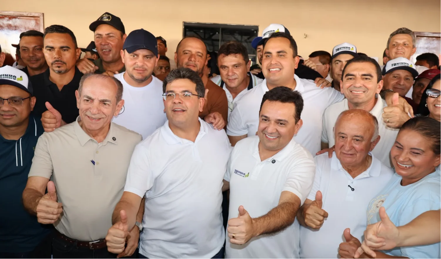 Toninho de Caridade reúne multidão durante visita de Rafael Fonteles a Caridade do Piauí
