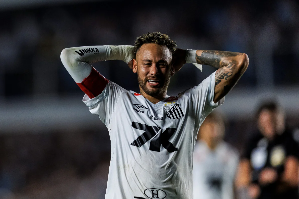 Atlético-MG elimina Santos nos pênaltis e responde provocações de Neymar nas redes