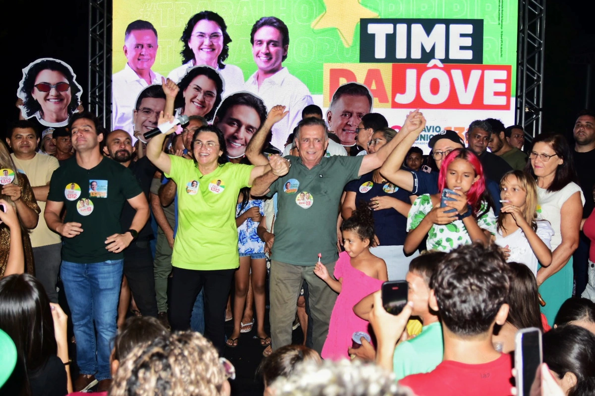 Deputado Flávio Nogueira reforça candidatura em Piripiri com apoio da prefeita Jôve Oliveira