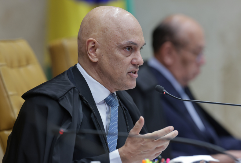 Deputados pedem sanções da União Europeia contra Moraes