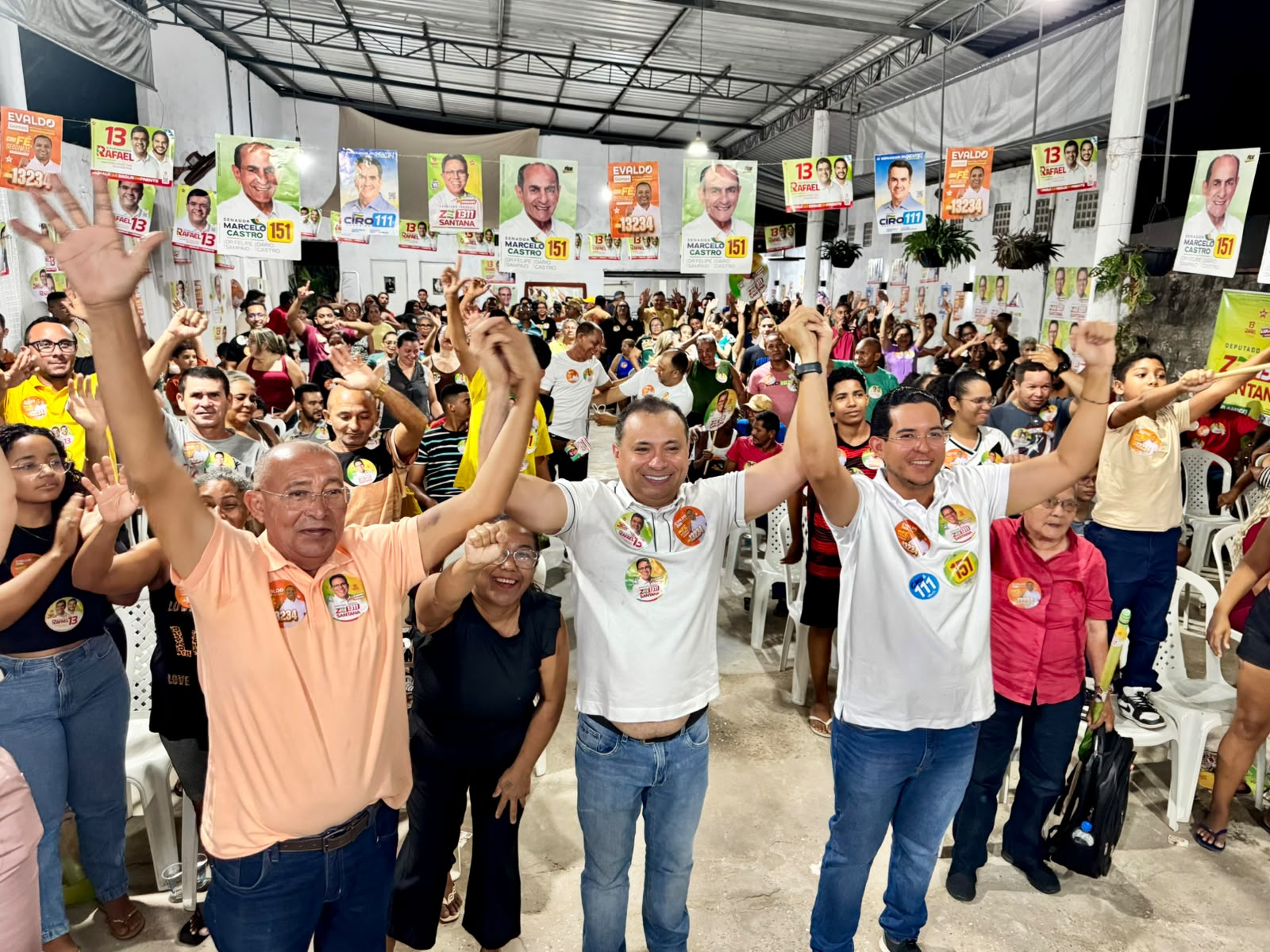 Evaldo Gomes destaca prestação de contas e parceria com lideranças em agenda na Zona Norte de Teresina