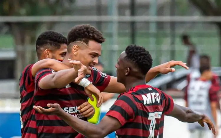 Ex-Flamengo, Yuri César é convocado para seleção asiática