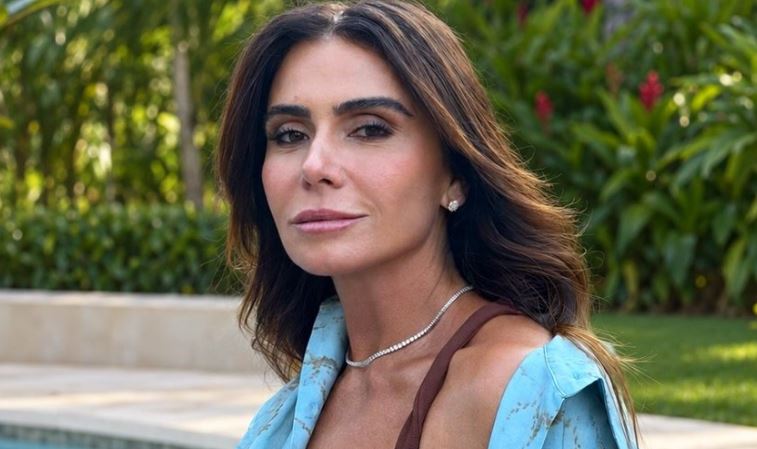 https://gente.ig.com.br/celebridades/2026-09-21/aos-50-anos--giovanna-anttonelli-posa-de-biquini-e-encanta-seguidores.html