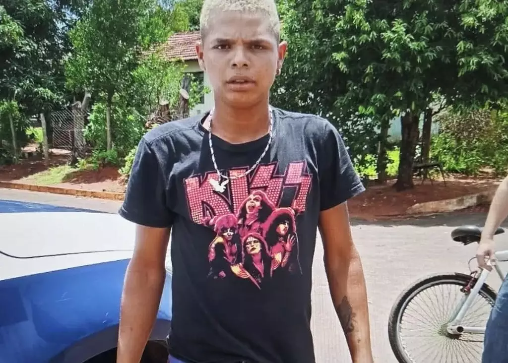 Jovem é encontrado morto com tiro na nuca em casa de amigo em Santa Rita... veja mais em https://www.campograndenews.com.br/cidades/interior/jovem-e-encontrado-morto-com-tiro-na-nuca-em-casa-de-amigo-em-santa-rita