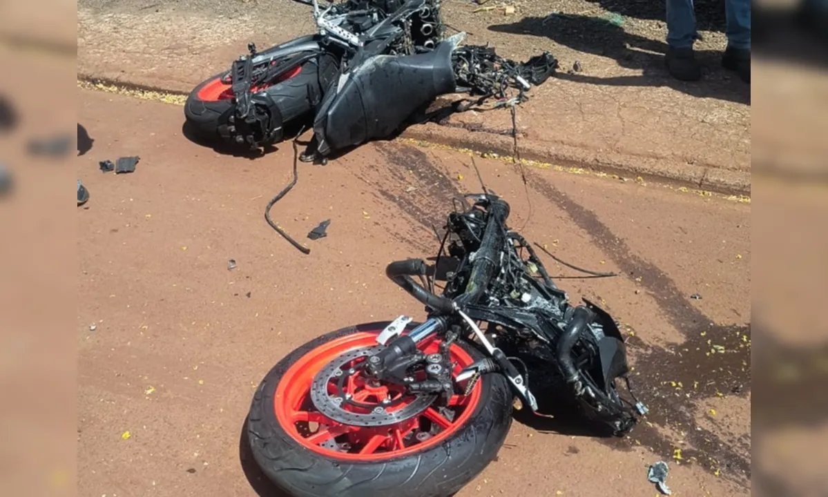 Motociclista morre após moto partir ao meio em grave colisão com caminhão em Mandaguari