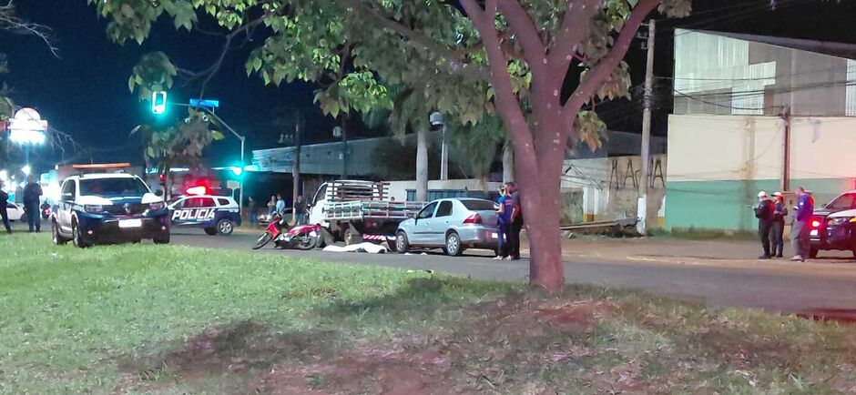 Motociclista prensada entre dois veículos e morta na Gunter Hans