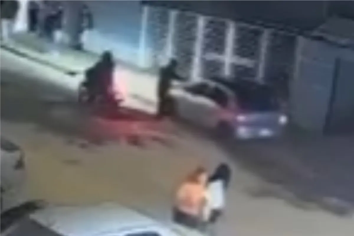 Motorista de aplicativo é morto a tiros em Lajinha, enquanto passageira fica ferida ao ser arrastada por veículo