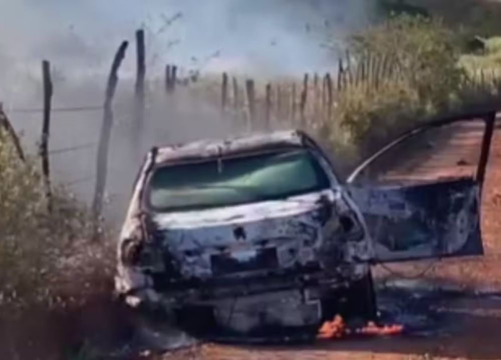 Motorista de aplicativo simula assalto e incendeia o próprio carro em Ribeirópolis