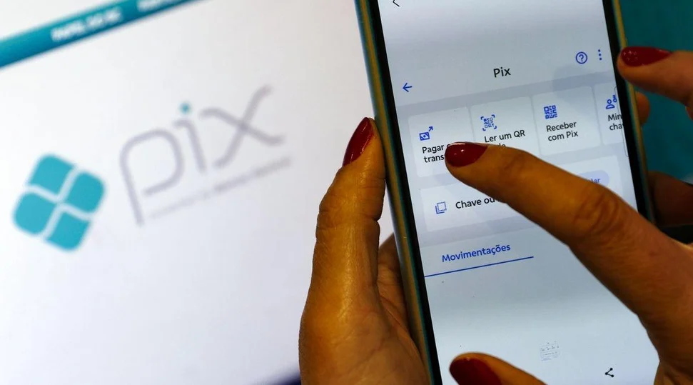 Pix terá novas regras para fraudes, cobrança híbrida e contas-salário