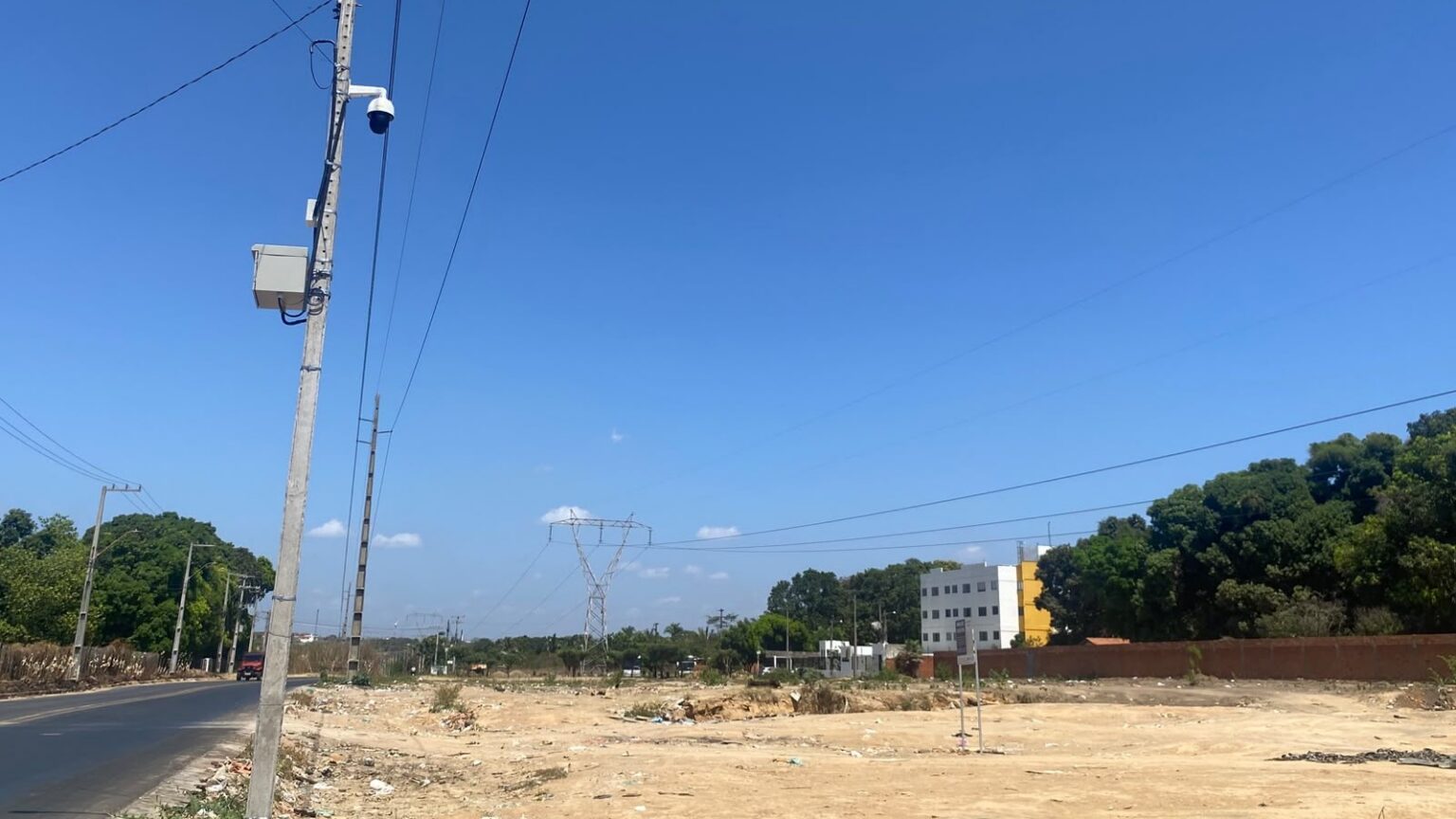 SDU Sudeste instala câmera de monitoramento para combater descarte irregular de resíduos