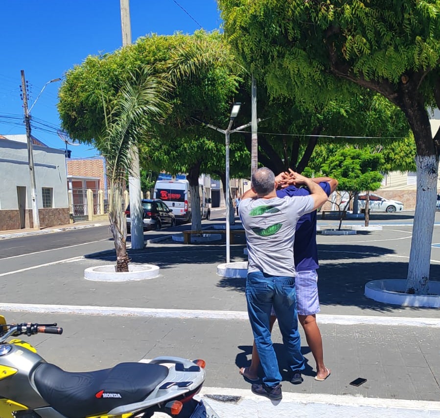 Suspeito de armazenar vídeos íntimos e extorquir vítimas é preso no Sul do Piauí