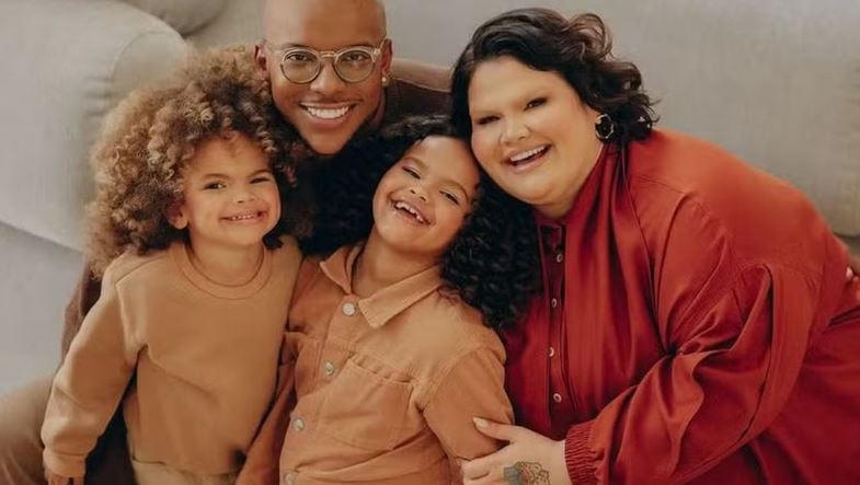 Thais Carla desabafa após ex-marido revelar ataques racistas contra as filhas