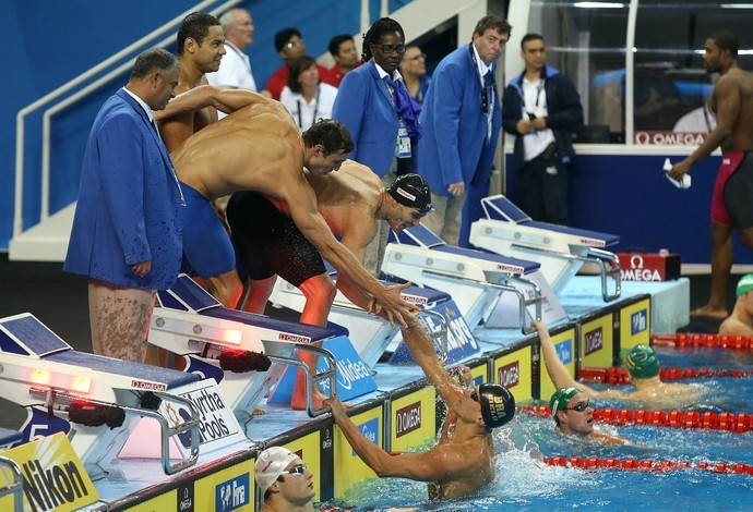 Cielo Brasil Leva Ouro Em Doha No X M E Quebra Recorde Mundial