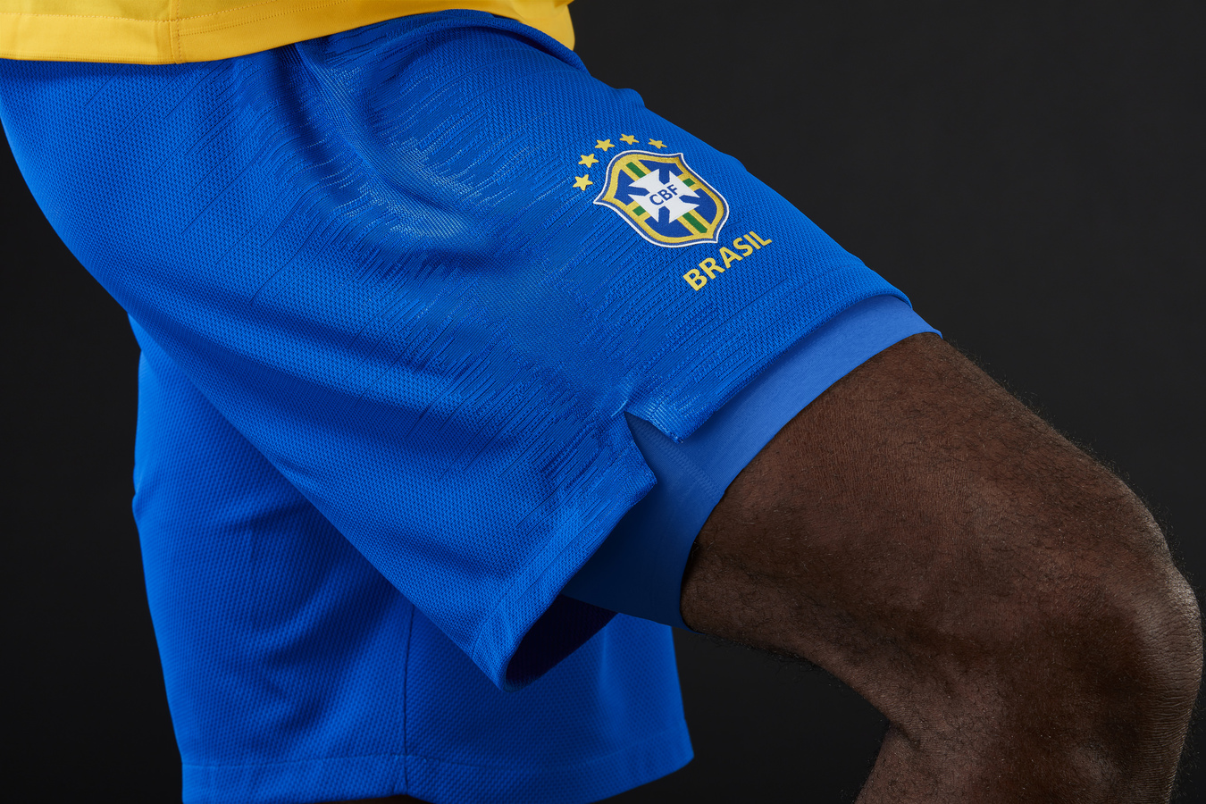 CBF e Nike lançam camisa da Seleção Brasileira para Copa na Rússia