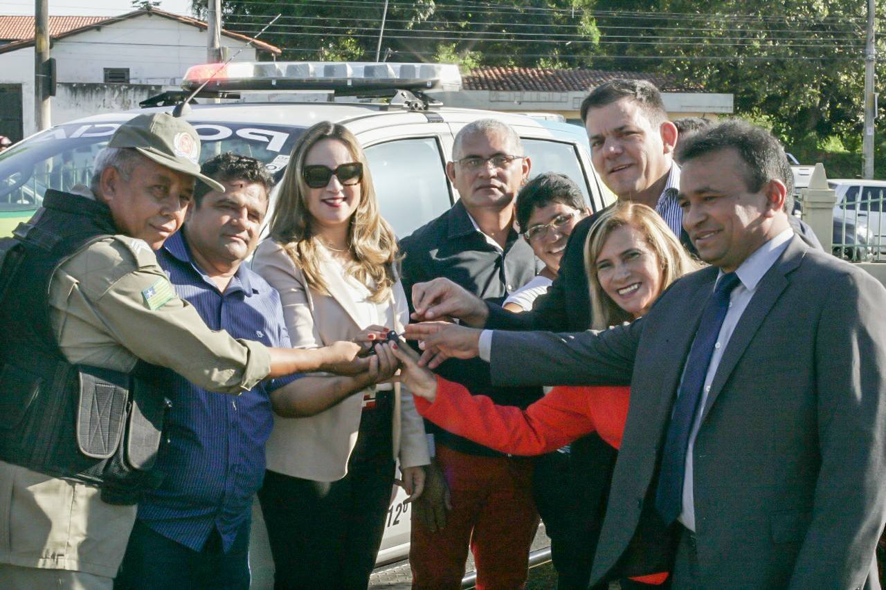 Deputado F Bio Abreu Participa Da Entrega De Viaturas Para Munic Pios