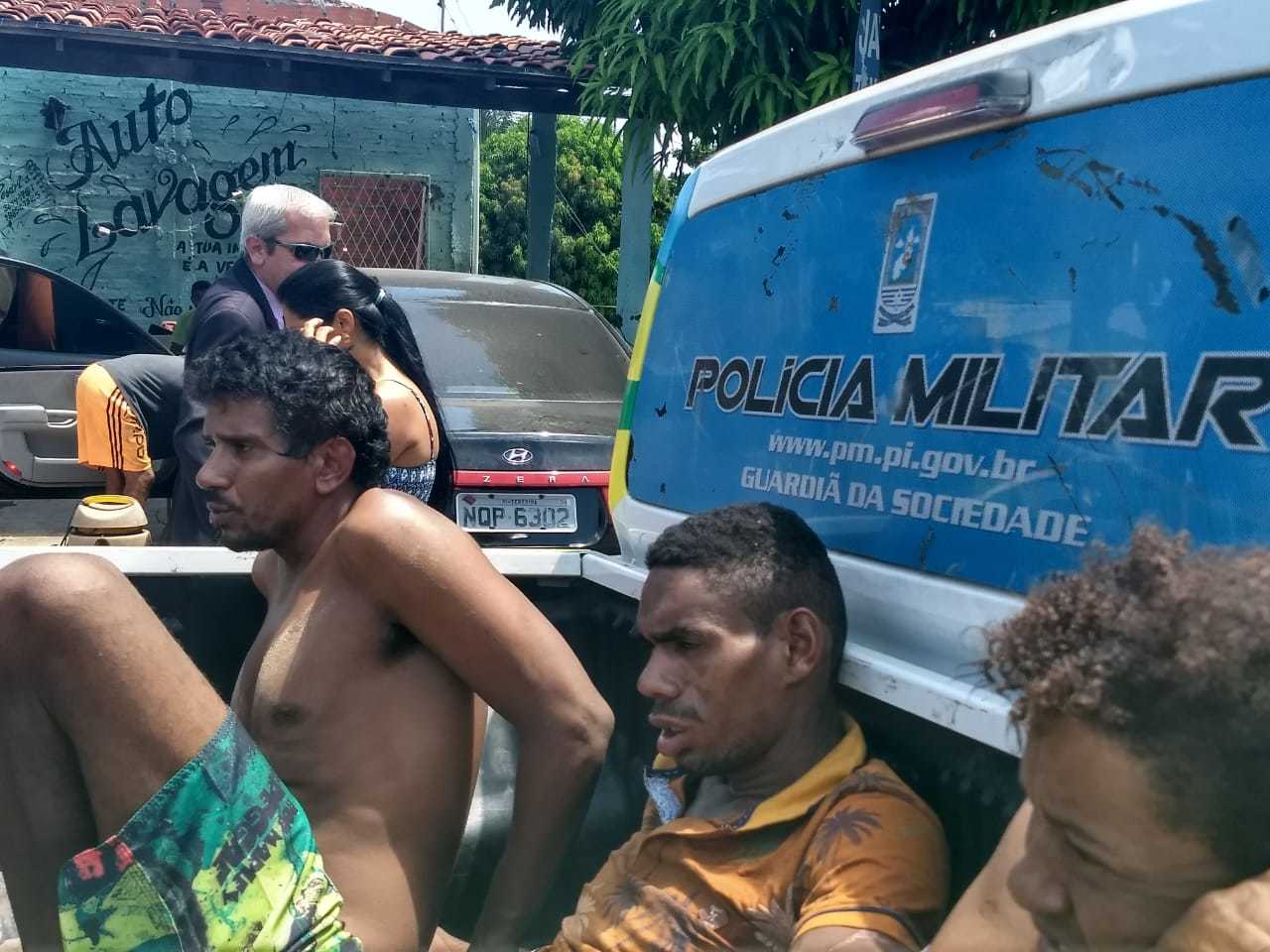 Polícia Militar prende trio suspeito de realizar arrombamentos em