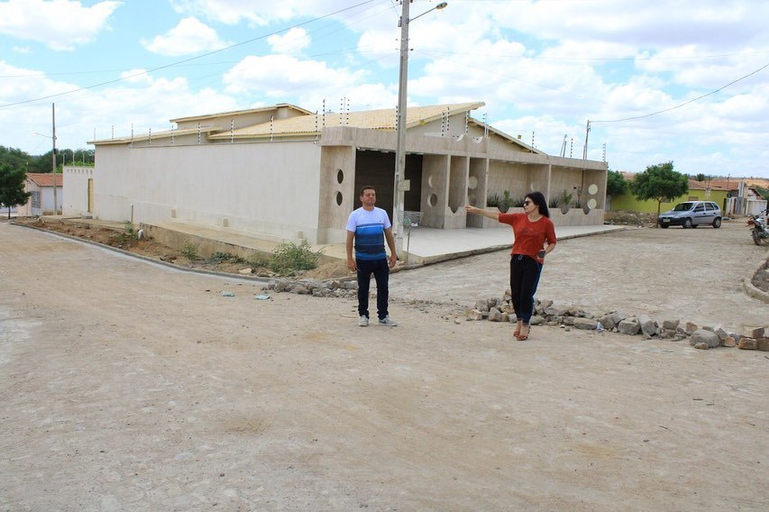 Prefeita De Pio Ix Visita Obras De Cal Amentos Das Ruas Do Munic Pio