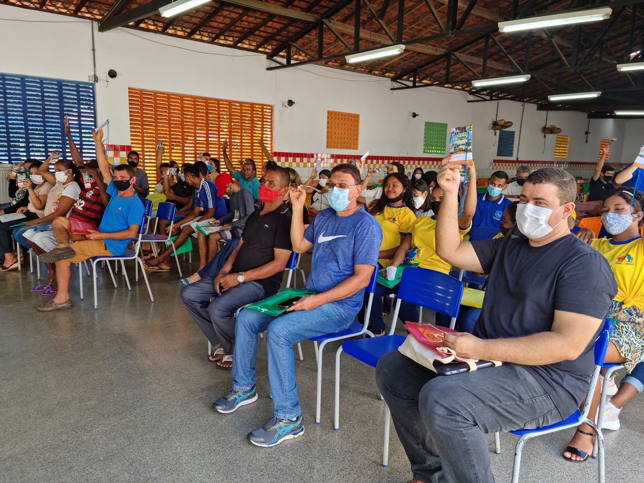 Jovens Da Zona Leste Se Re Nem Para Debates Na Pr Confer Ncia