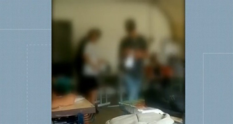 V Deo Mostra Professor Sendo Humilhado E Agredido Em Sala De Aula